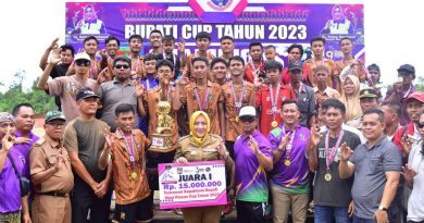 Hj Ratna Machmud Menjadikan Sepak Bola Bupati Cup 2023 Sebagai Ajang Kompetisi Meningkatkan Prestasi Olahraga