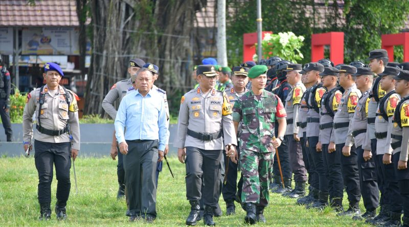 Apel Pergeseran Pasukan Pengamanan Tahap Pungut dan Rekapitulasi Suara Operasi Mantap Praja Lodaya 2024 di Pangandaran