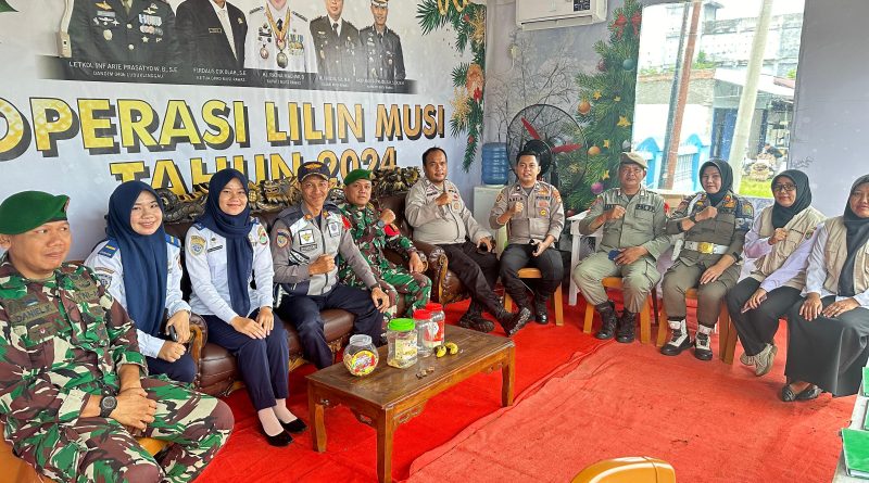 Polres Musi Rawas Bersama Stakeholders Tetap Siaga di Pos Pam Natal Dan Tahun Baru 2025