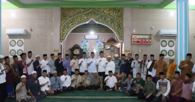 Wali Kota Lubuk Linggau dan Jajaran Safari Ramadhan di Masjid Anniyaturohim