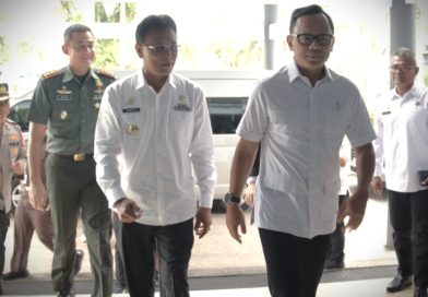 Dalam Kunjungannya di Ciamis, Wamendagri Bima Arya Tegaskan Pentingnya Efisiensi dan Kemandirian Daerah dalam Membangun Indonesia