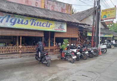 Saung Lesehan Agus Kuncir Hadirkan Sensasi Ikan Bakar Cobek Honje di Pangandaran, Nikmatnya Sajian Tradisional 