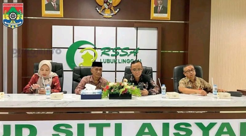 Wawako Hadiri Rapat Forum Konsultasi Publik dan Sosialisasi Penambahan Layanan di RSUD Siti Aisyah Kota Lubuk Linggau
